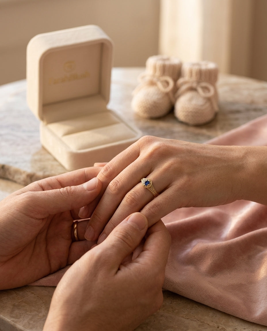 New-mom ring gift moment