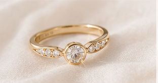 Gold ring detail