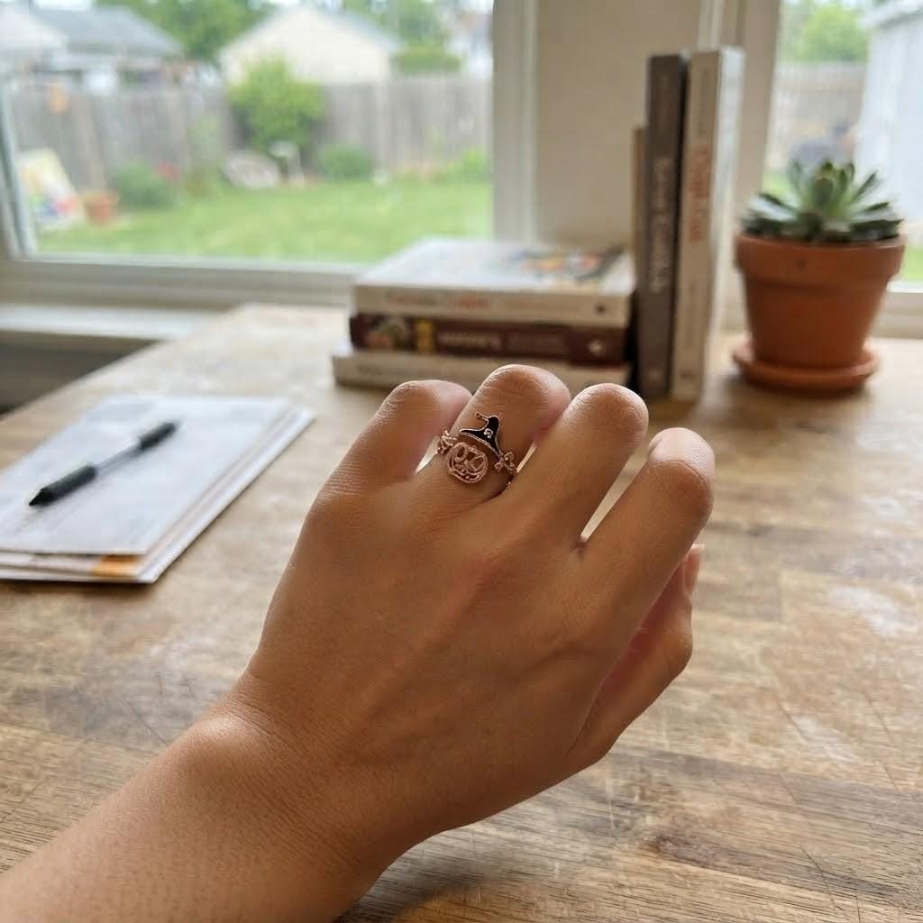 Halloween ring with pumpkin and witch hat motifs